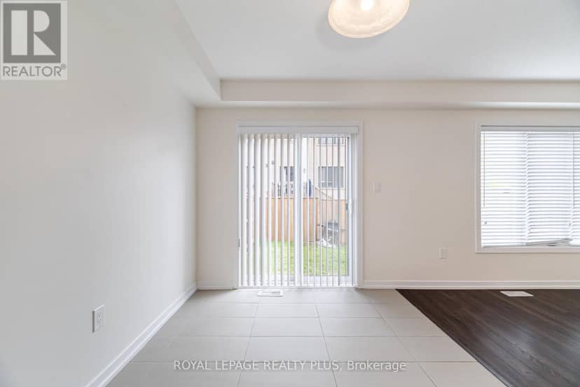12 Pagebrook Crescent — photo 11 of 36