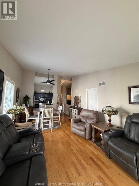 23 Malibu DRIVE — photo 14 of 31