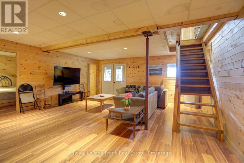 245 West Diamond Lake Road — photo 14 of 27
