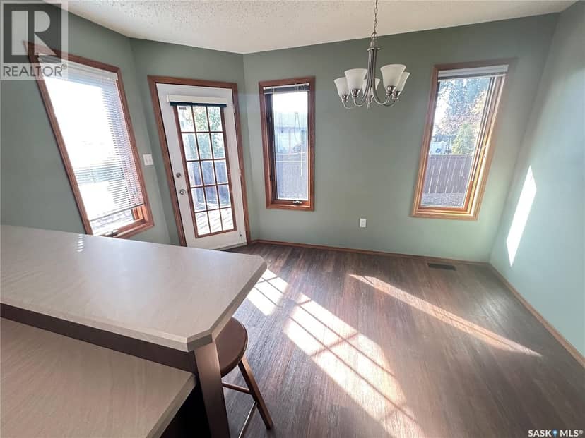 91 Gabruch CRESCENT — photo 17 of 40
