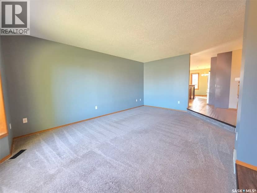 91 Gabruch CRESCENT, Battleford, photo 6