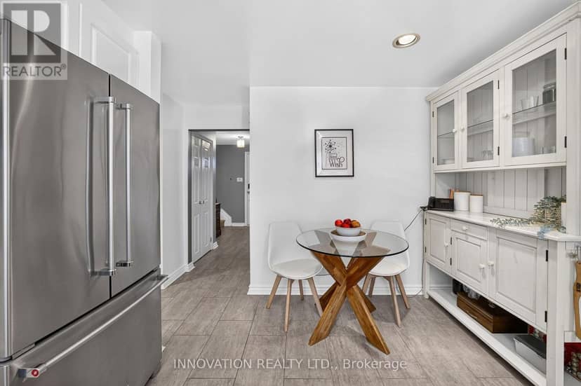 11 Welkin Crescent — photo 19 of 40