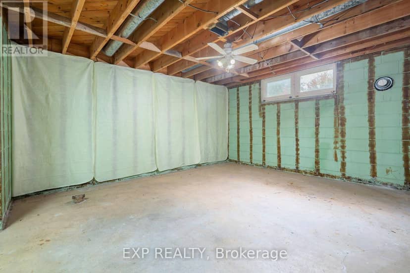28 Alexander Avenue — photo 20 of 40