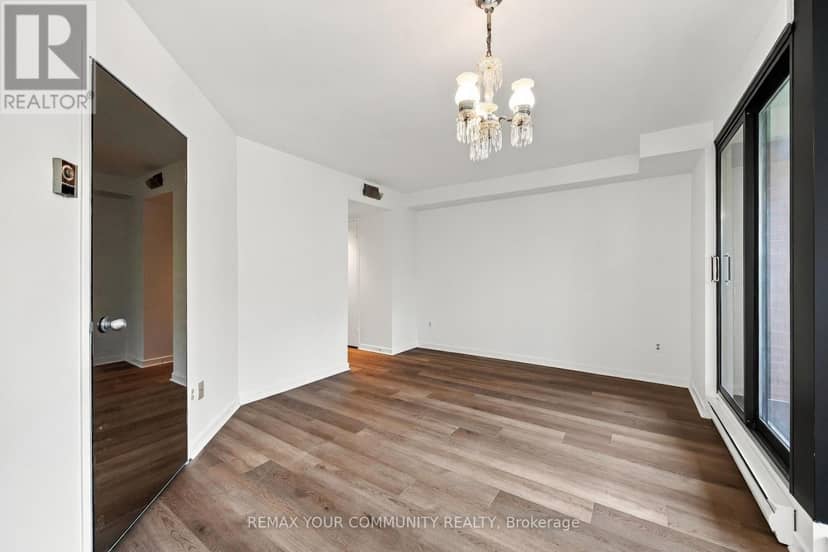 410 - 349 St Clair Avenue W — photo 22 of 31