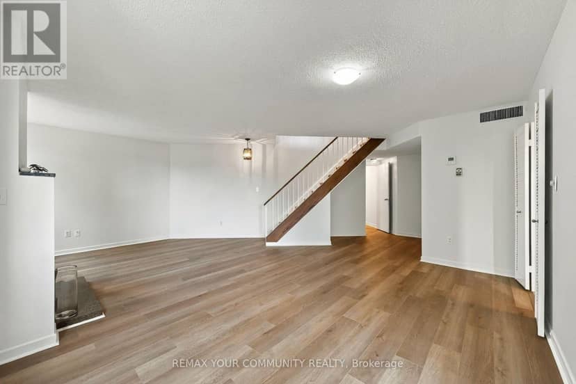 410 - 349 St Clair Avenue W, Toronto, photo 8