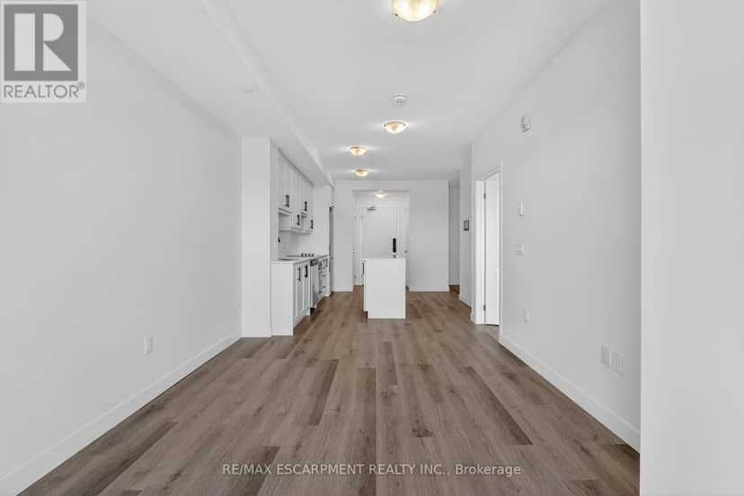 703 - 461 Green Road — photo 15 of 40