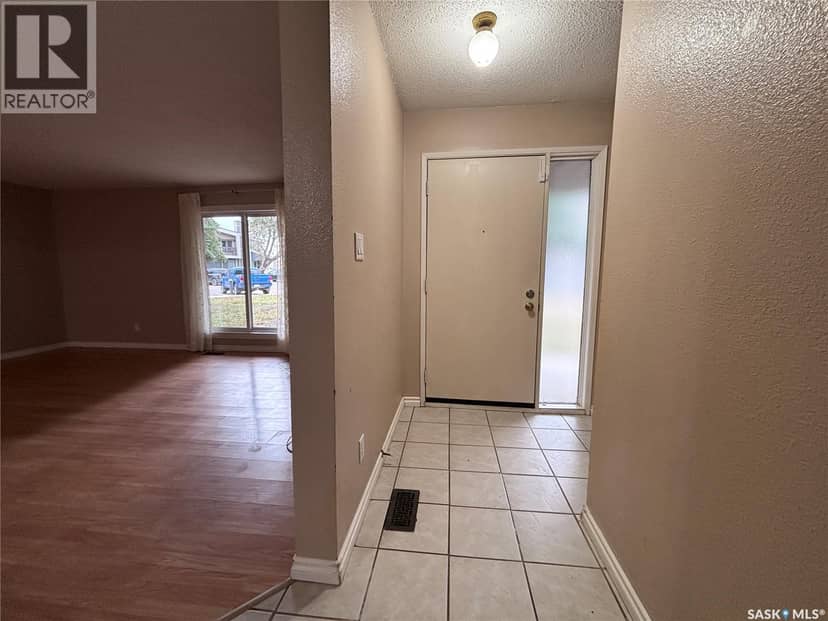 716 425 115th STREET E, Saskatoon, photo 3