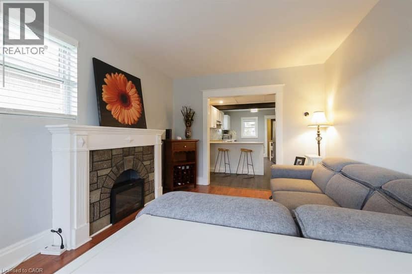 241 VINE Street — photo 7 of 18