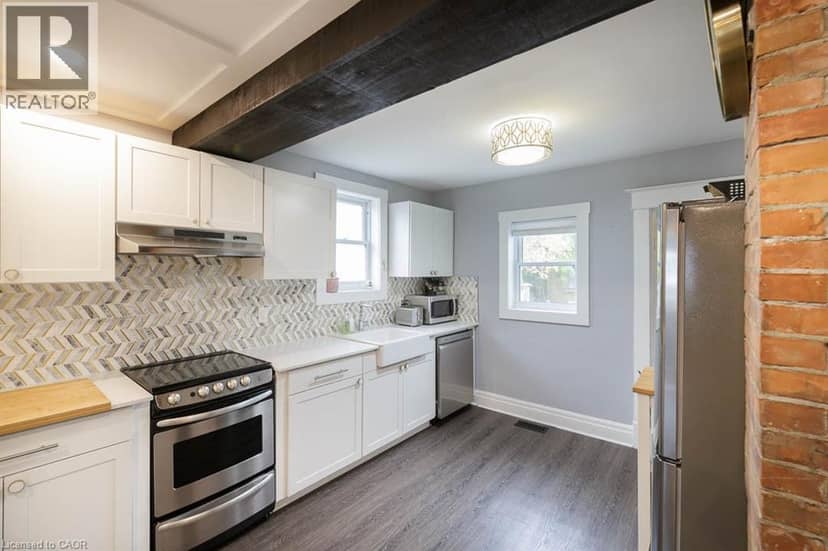 241 VINE Street — photo 2 of 18