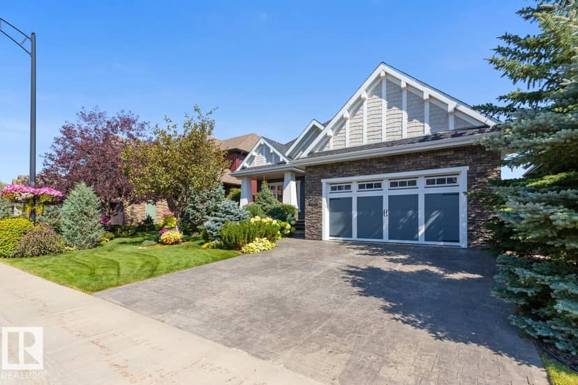 4023 Whispering River Dr NW, Edmonton, photo 2