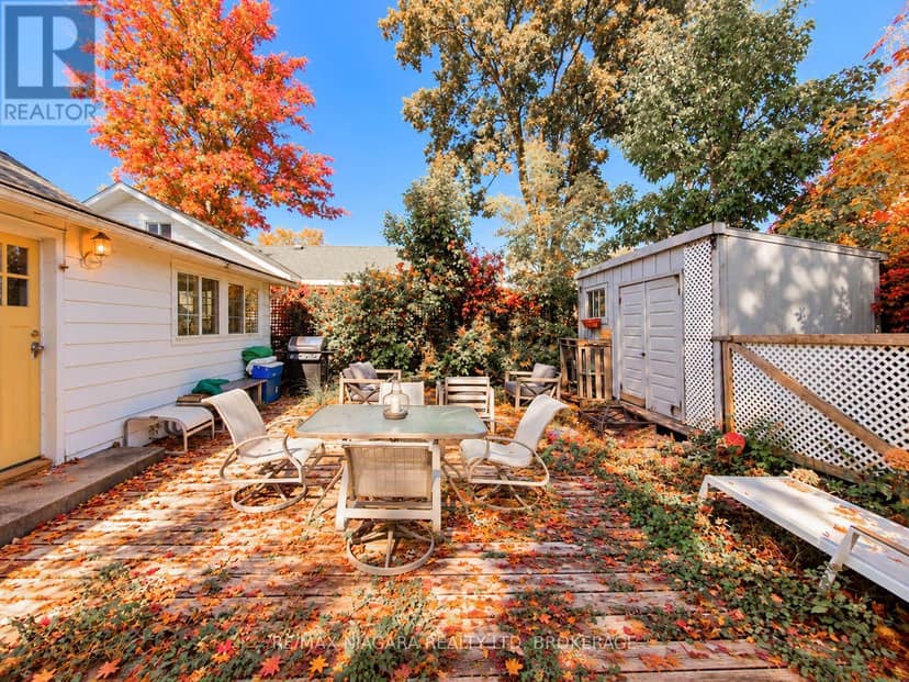 118 Lincoln Road E — photo 11 of 40