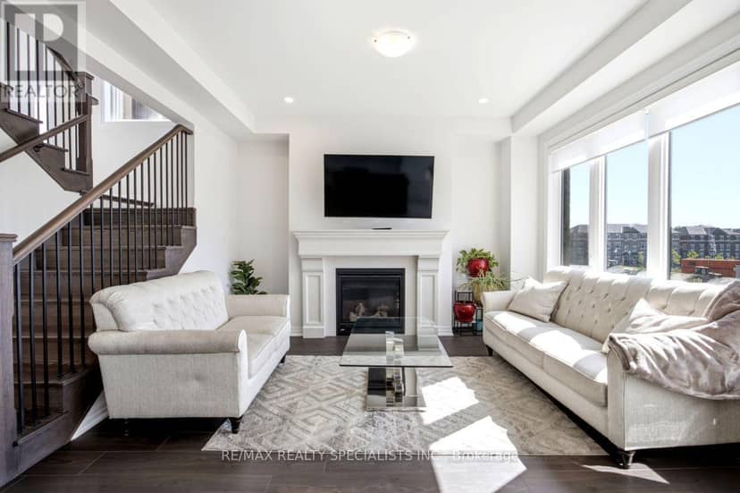 27 Salmon Crescent — photo 9 of 36