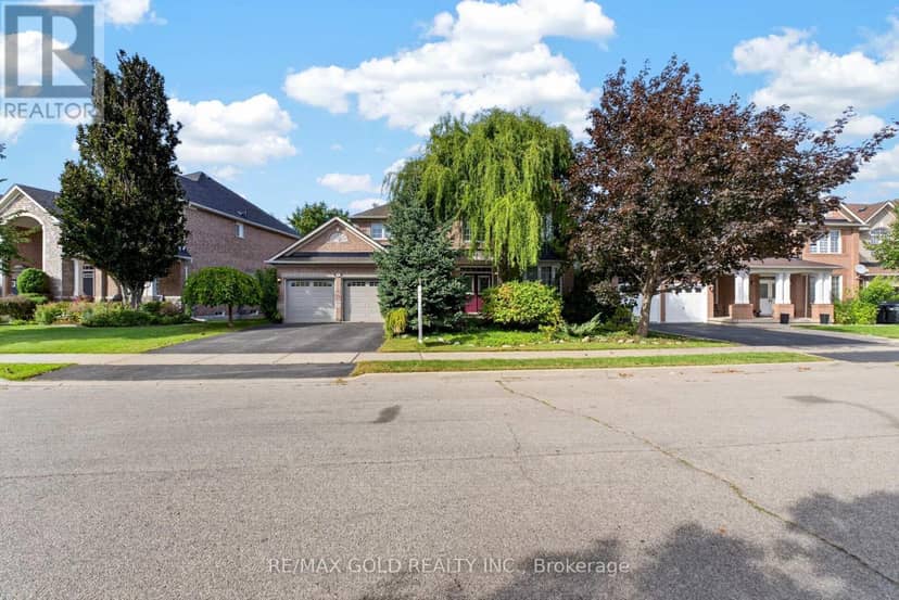 40 Maldives Crescent, Brampton