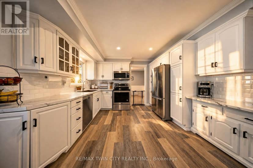 25 Cedarland Drive — photo 11 of 40