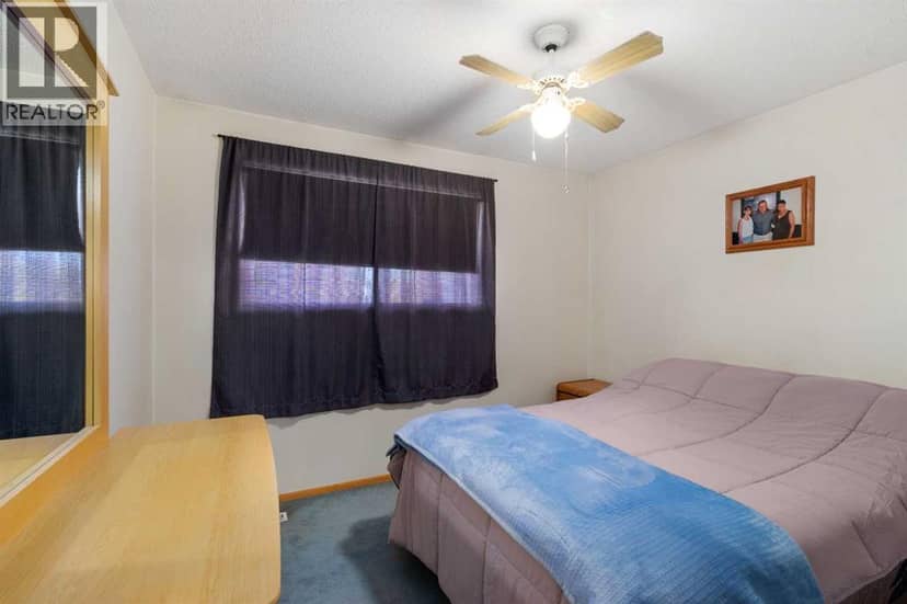 309 44 Street SE — photo 18 of 26
