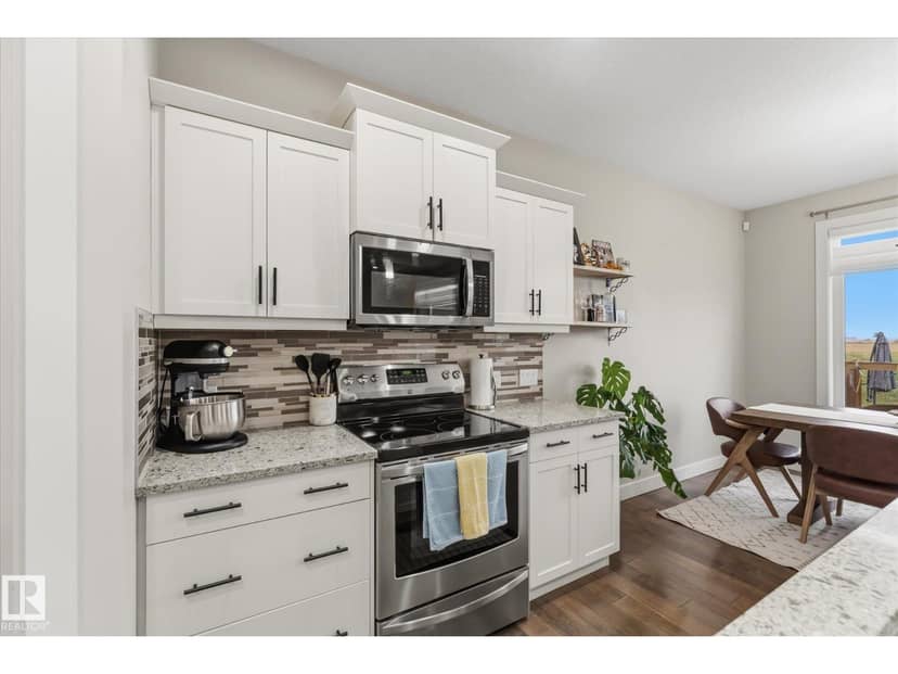 10605 96 ST — photo 16 of 40