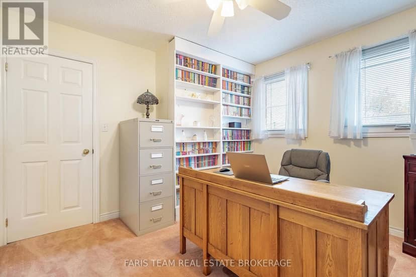 4 O'Shaughnessy Crescent — photo 18 of 30