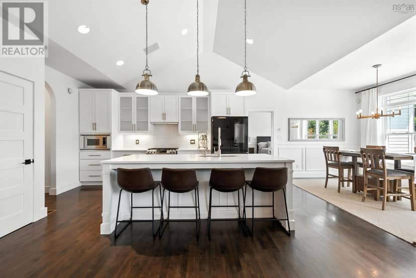 261 Aberdeen Drive — photo 10 of 40