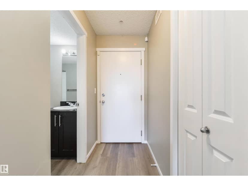 #320 1510 Watt Dr SW, Edmonton, photo 2