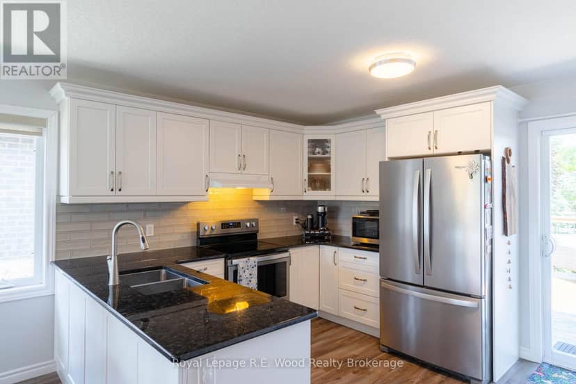 87 Irving Drive — photo 10 of 30