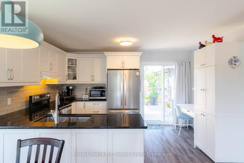 87 Irving Drive — photo 12 of 30