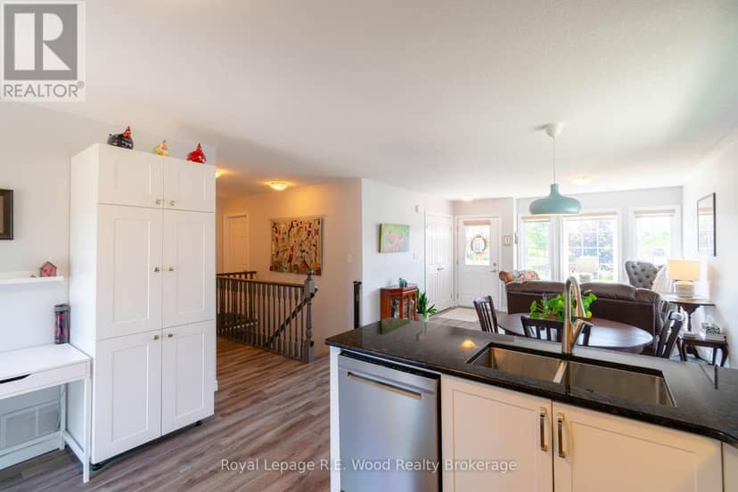87 Irving Drive — photo 9 of 30