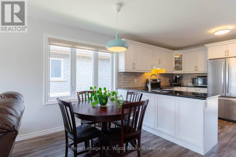 87 Irving Drive, Norwich, photo 8