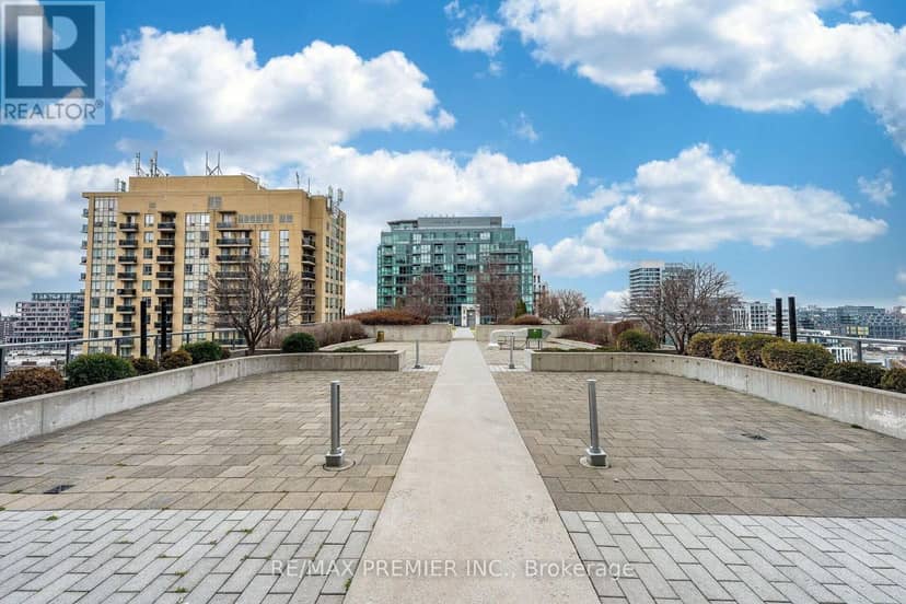 808 - 68 Abell Street — photo 28 of 40