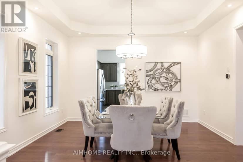 11 Alpaca Drive, Richmond Hill, photo 7