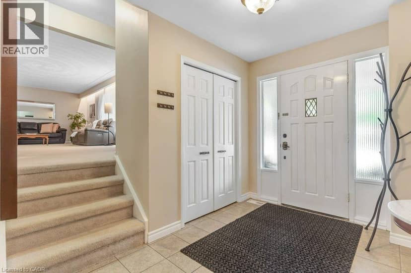 11 GREY OWL Drive — photo 4 of 40