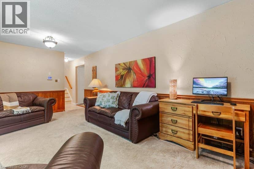 11 GREY OWL Drive — photo 8 of 40