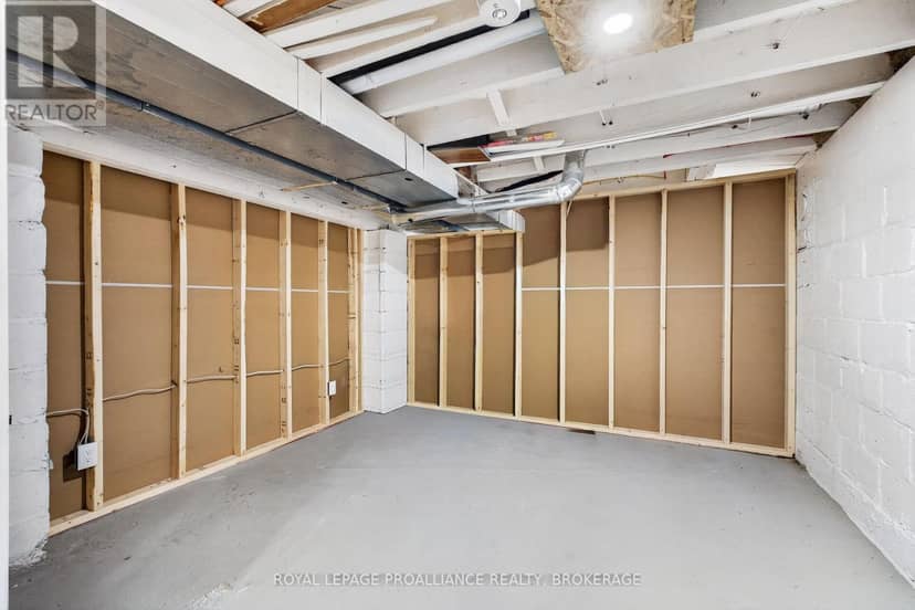 229 Park Street — photo 33 of 40