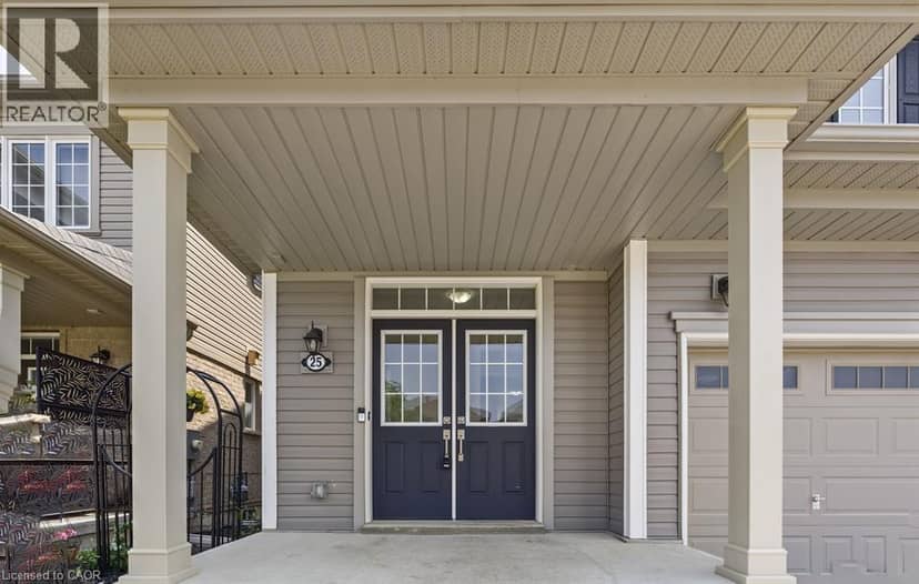 25 MUNRO Circle, Brantford, photo 2