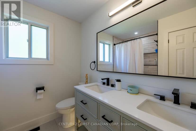 168 Gibson Crescent — photo 24 of 34