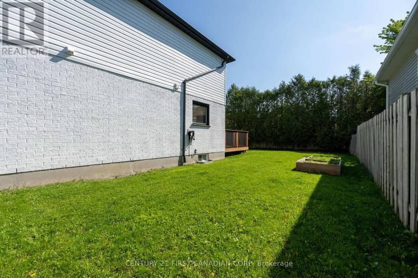 168 Gibson Crescent — photo 34 of 34