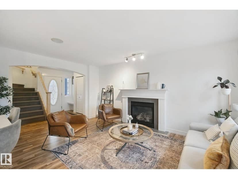 4113 158 AV NW — photo 9 of 40