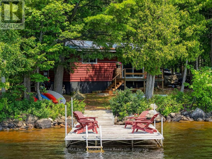3 Robinson Road, Magnetawan