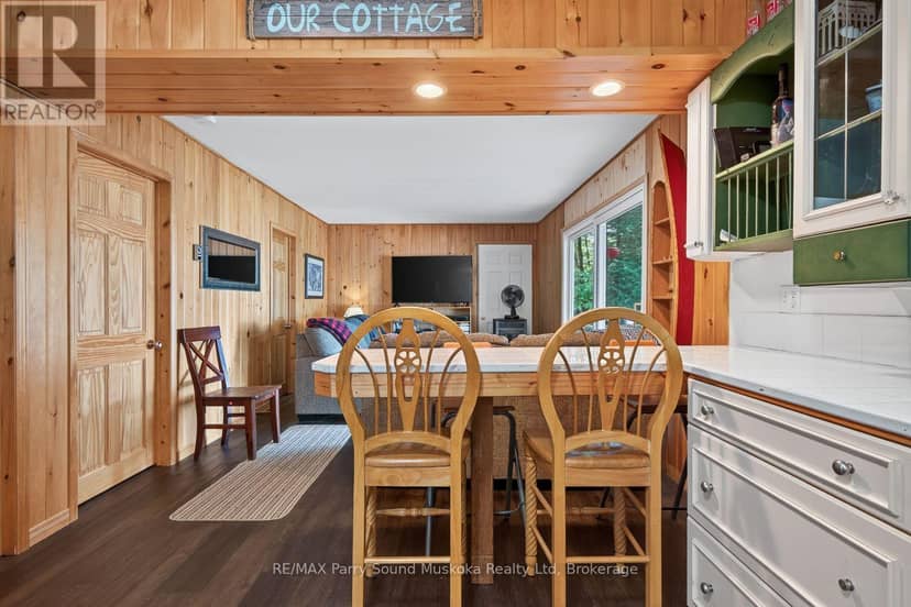 3 Robinson Road — photo 12 of 40