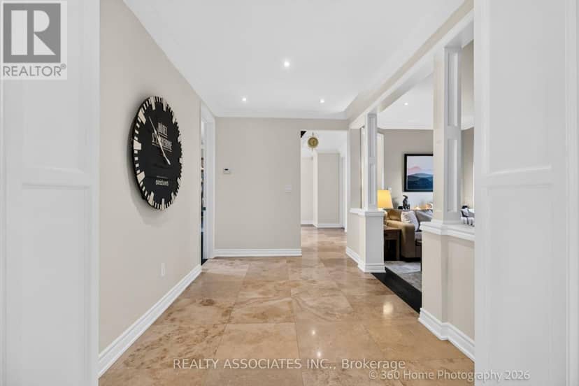 128 Coalbrook Court — photo 10 of 31