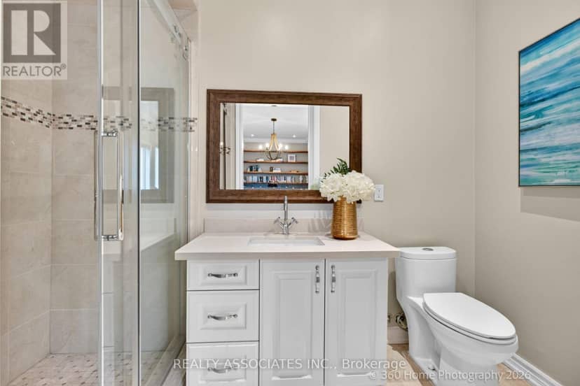 128 Coalbrook Court, Vaughan, photo 8