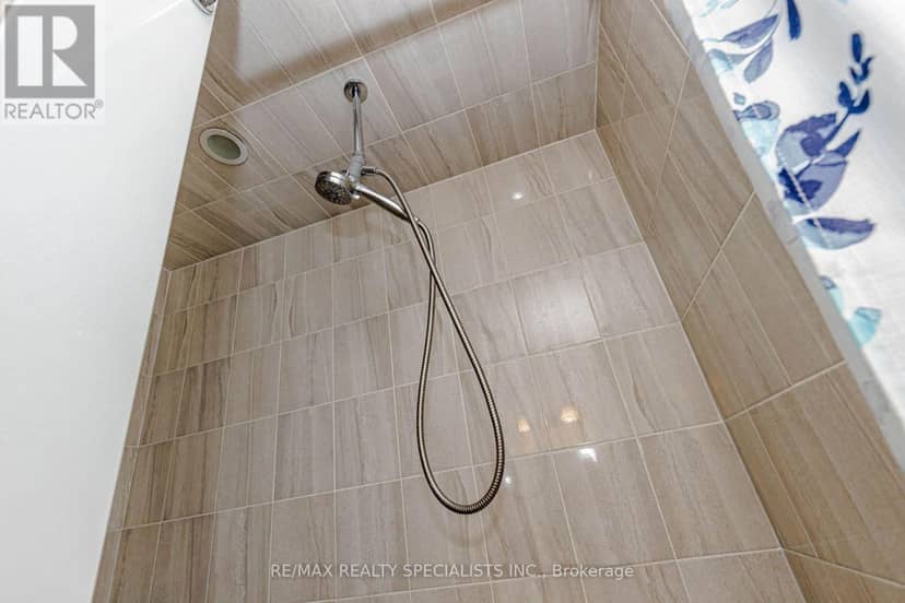 4 - 230 Farley Road — photo 30 of 40