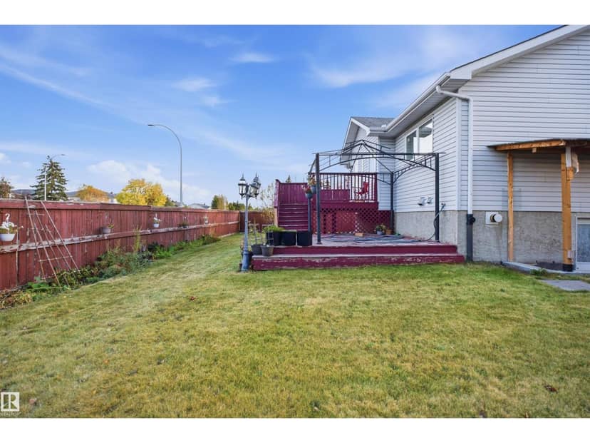 1737 Kensit Pl NW — photo 36 of 40