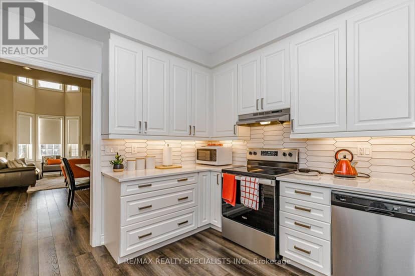 4 - 230 Farley Road — photo 19 of 40