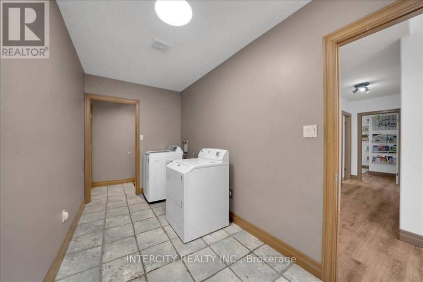 3 Torrance Lane — photo 28 of 40