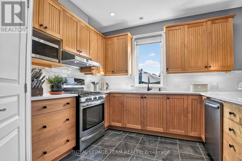 127 Coyote Crescent — photo 19 of 40
