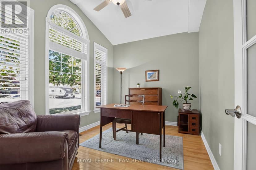 127 Coyote Crescent — photo 14 of 40