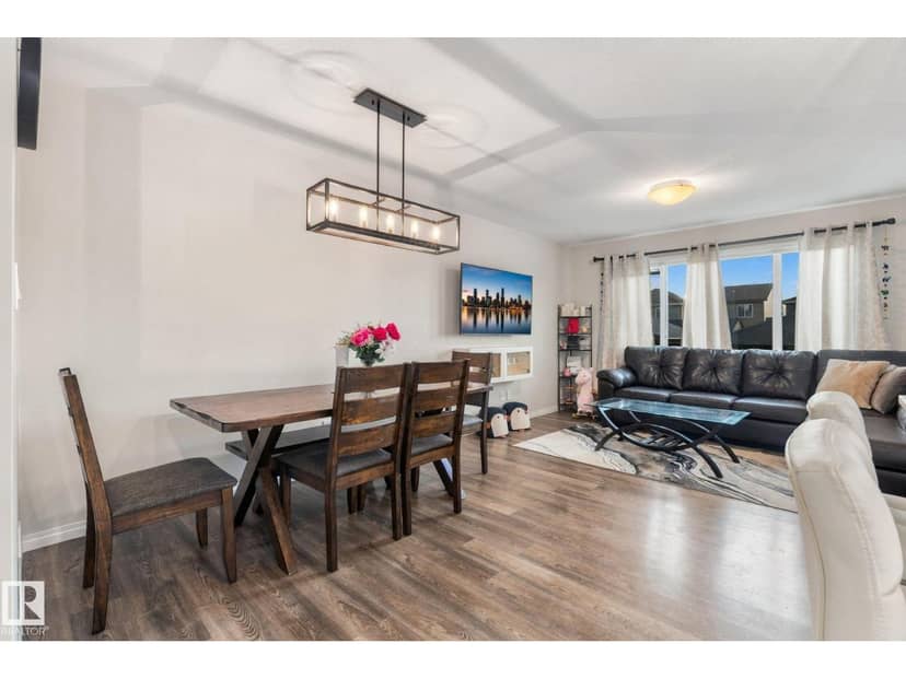 2214 54 ST SW SW — photo 13 of 40