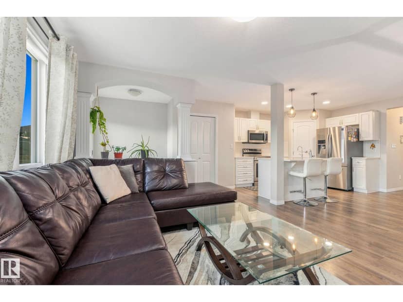 2214 54 ST SW SW — photo 17 of 40