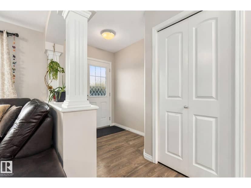 2214 54 ST SW SW — photo 23 of 40