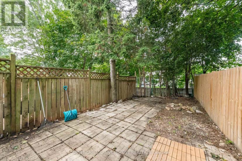 50 Tybalt Crescent — photo 26 of 33